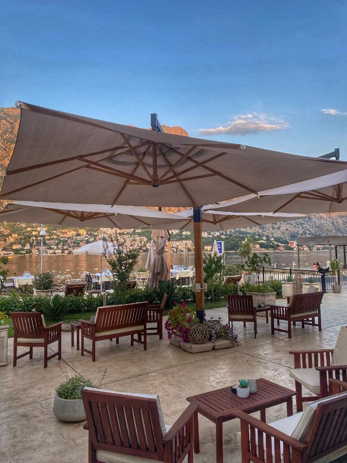Montebay Perla Hotel Prčanj Eksteriør billede